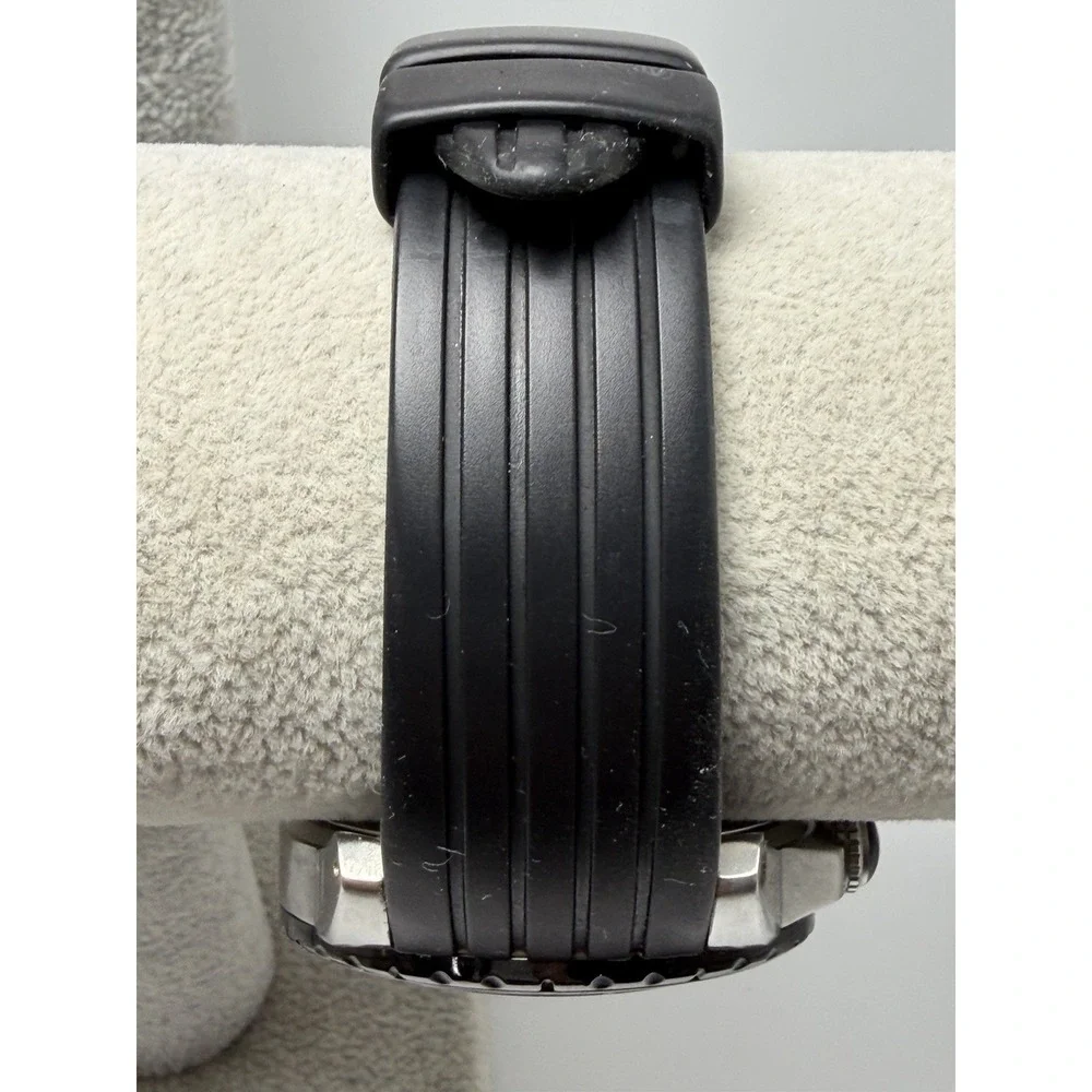 Guess U12531G6 Mens‎ New Battery Chronograph Watch 45MM 8.5